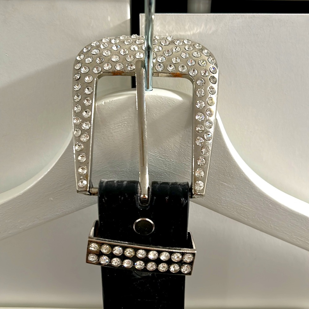 3/$15 Black patent and crystal belt size L